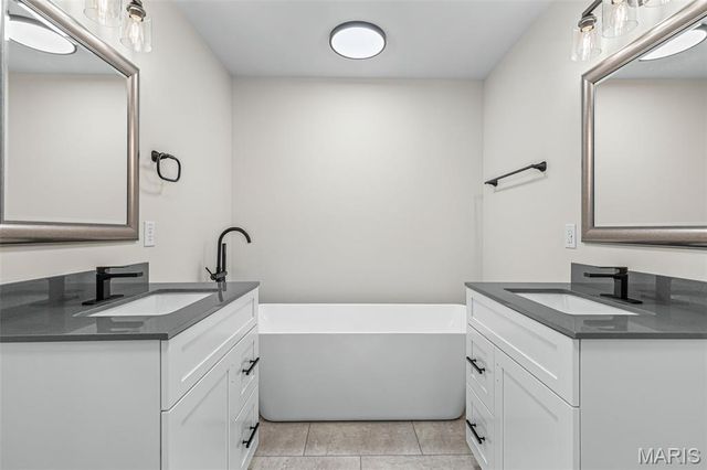 10523 Acorn Drive, Hillsboro, MO 63050