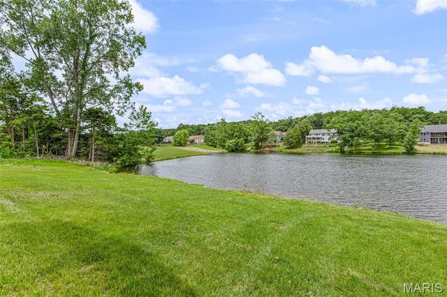 10523 Acorn Drive, Hillsboro, MO 63050