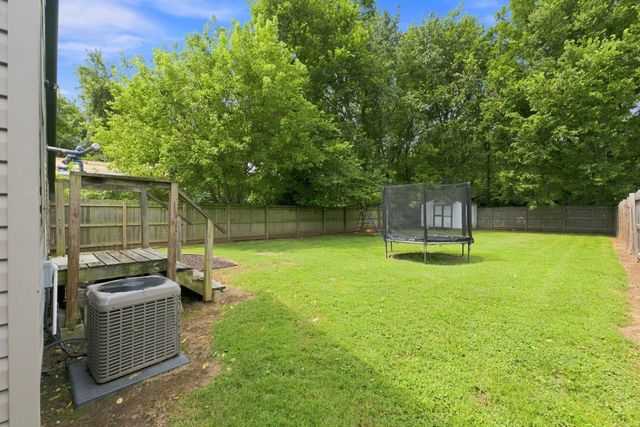 1211 N Warren Avenue, Springfield, MO 65802