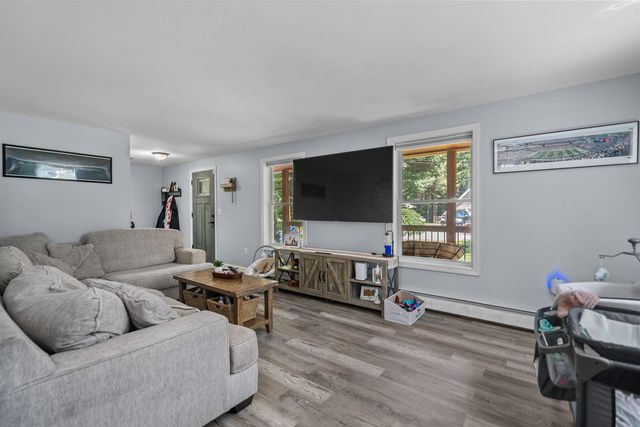 25 Raccoon Alley, Hillsborough, NH 03244