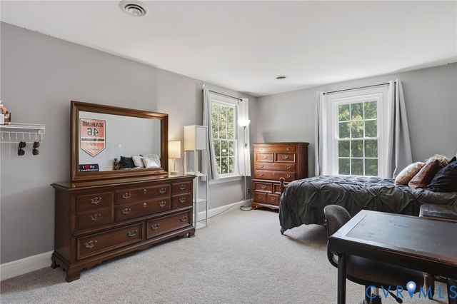 1419 Wesanne Ln, Midlothian, VA 23114