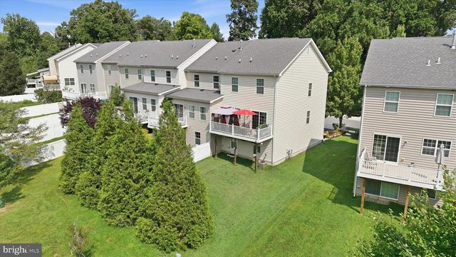 325 LATROBE DR, Newark, DE 19702