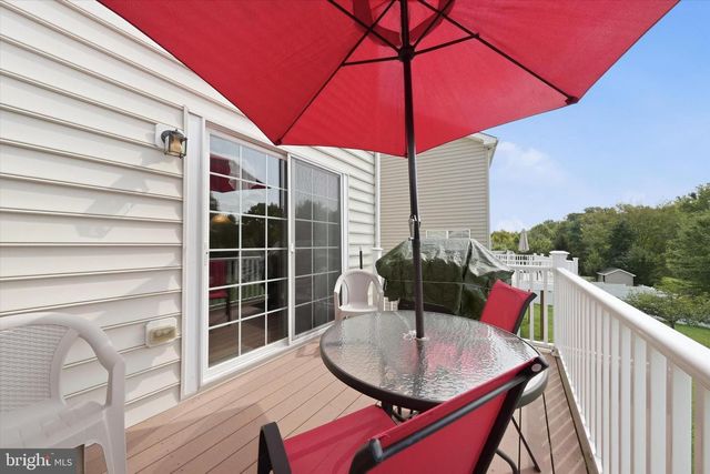 325 LATROBE DR, Newark, DE 19702