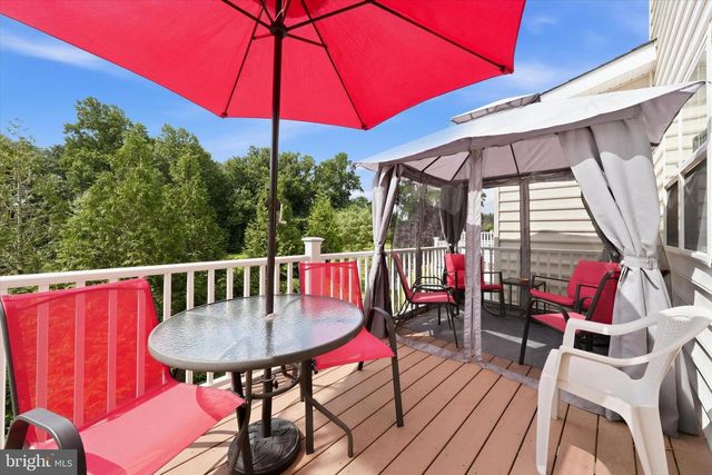 325 LATROBE DR, Newark, DE 19702