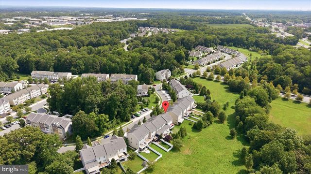 325 LATROBE DR, Newark, DE 19702