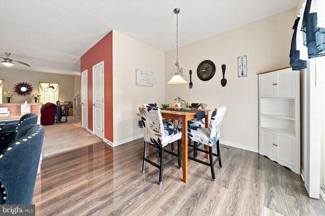 325 LATROBE DR, Newark, DE 19702