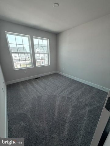 7610 RIVER REACH RD, Baltimore, MD 21244