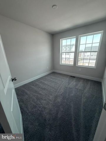 7610 RIVER REACH RD, Baltimore, MD 21244