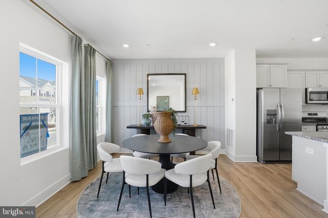 7610 RIVER REACH RD, Baltimore, MD 21244