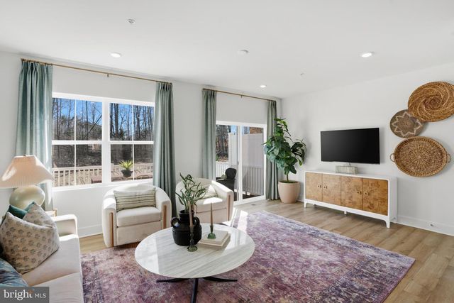 7610 RIVER REACH RD, Baltimore, MD 21244