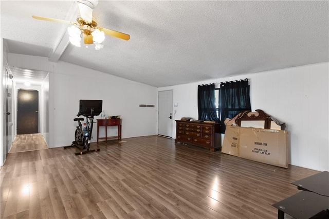 511 S Main Street, La Monte, MO 65337