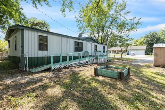 511 S Main Street, La Monte, MO 65337