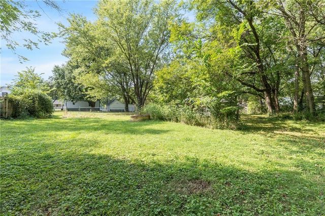 511 S Main Street, La Monte, MO 65337