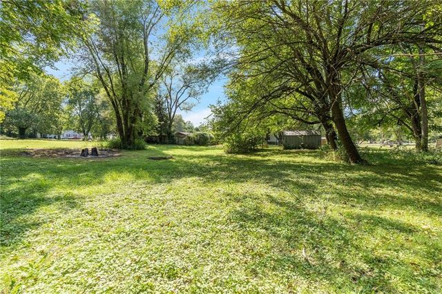 511 S Main Street, La Monte, MO 65337