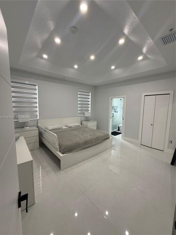 8037 W 36th Ave 6, Hialeah, FL 33018