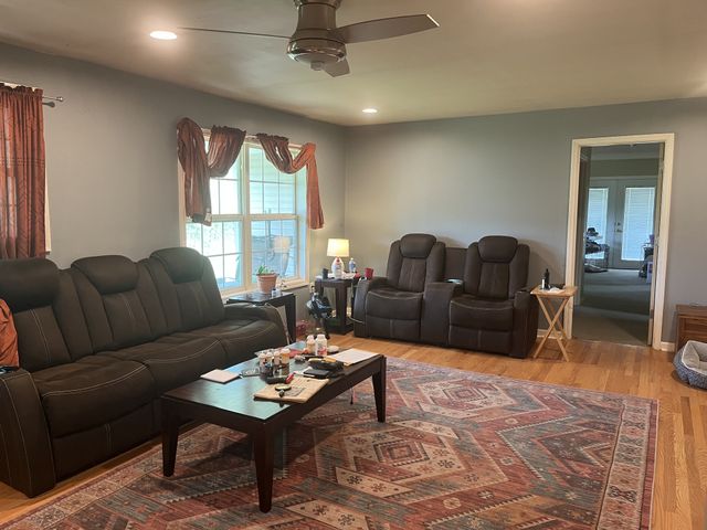 2222 Valley View Rd, Joelton, TN 37080