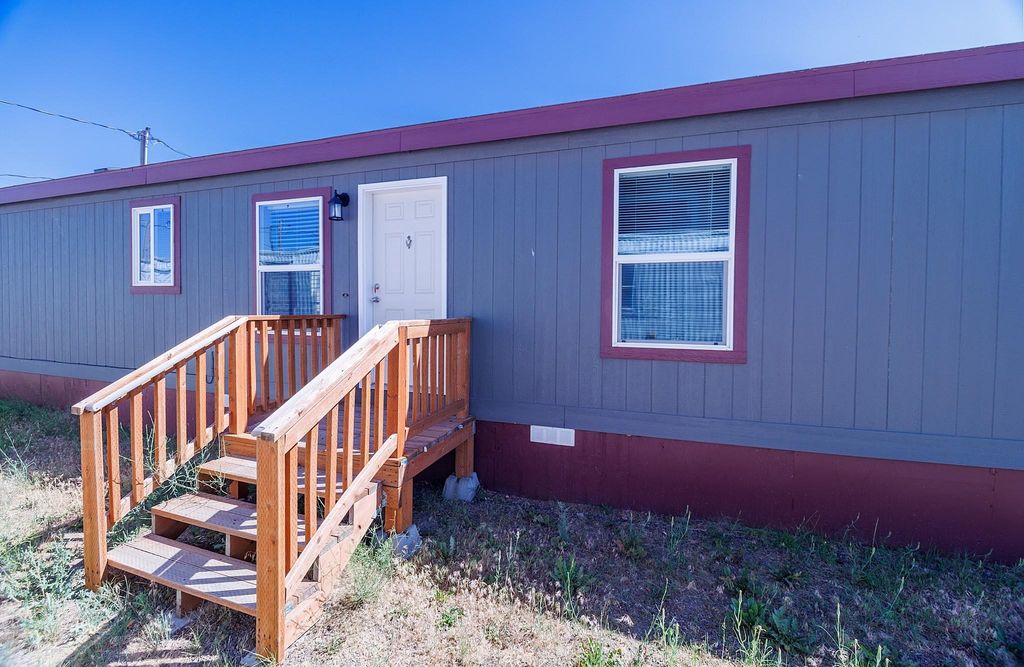 15610 W SR 2 Hwy, Medical Lake, WA 99022