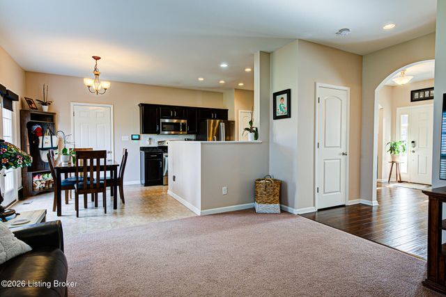 11507 Willow Branch Dr, Louisville, KY 40291