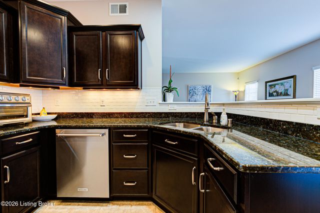 11507 Willow Branch Dr, Louisville, KY 40291