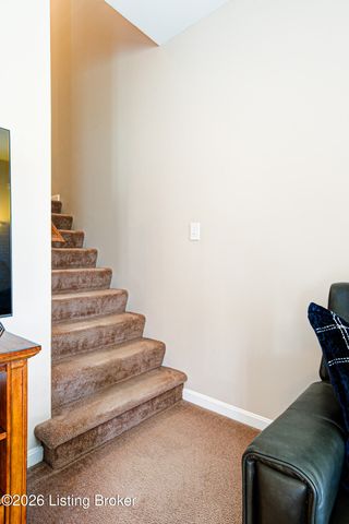 11507 Willow Branch Dr, Louisville, KY 40291