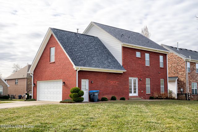 11507 Willow Branch Dr, Louisville, KY 40291