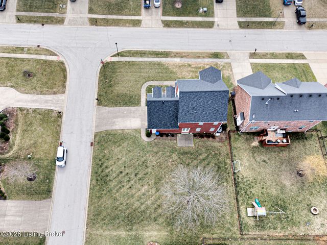 11507 Willow Branch Dr, Louisville, KY 40291