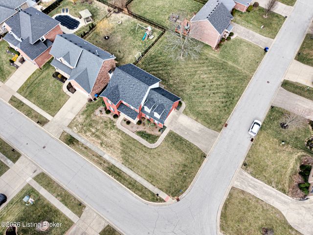 11507 Willow Branch Dr, Louisville, KY 40291