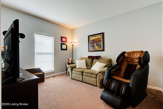 11507 Willow Branch Dr, Louisville, KY 40291