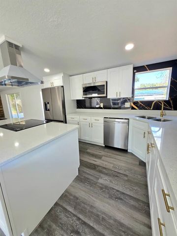 4928 ROLLINGLEN LOOP E, Lakeland, FL 33810