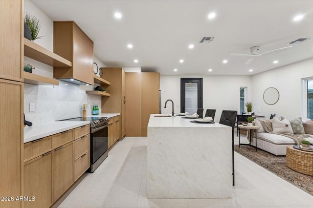 2029 N 22ND Place, Phoenix, AZ 85006