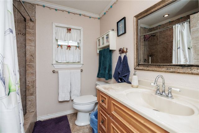 1037 Collingswood Dr, Corpus Christi, TX 78412