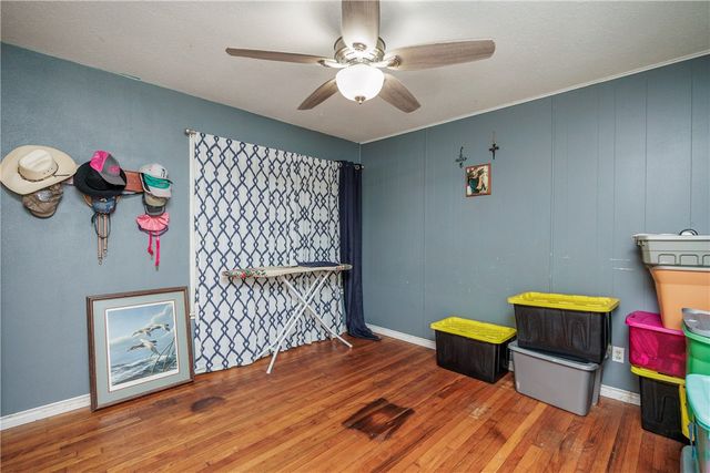 1037 Collingswood Dr, Corpus Christi, TX 78412