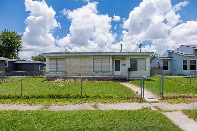 1037 Collingswood Dr, Corpus Christi, TX 78412