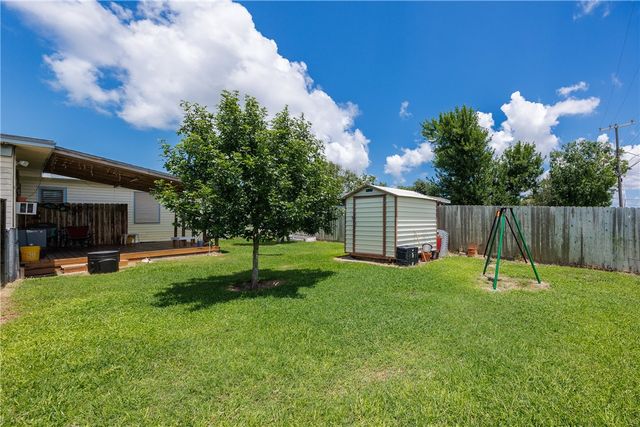 1037 Collingswood Dr, Corpus Christi, TX 78412