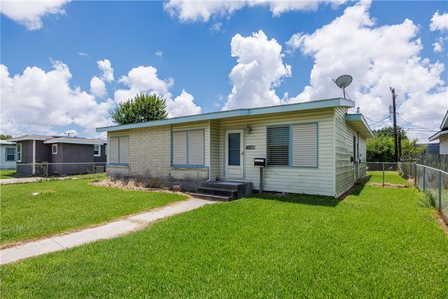 1037 Collingswood Dr, Corpus Christi, TX 78412