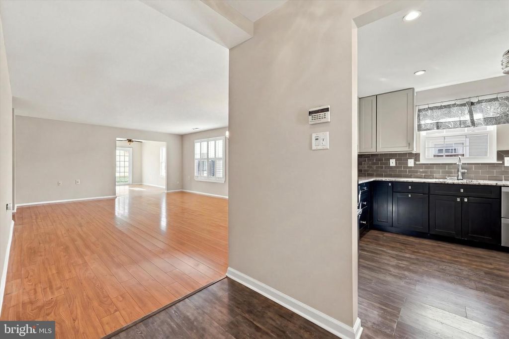 46 EDDYSTONE WAY, MOUNT LAUREL, NJ 08054 — photo 5