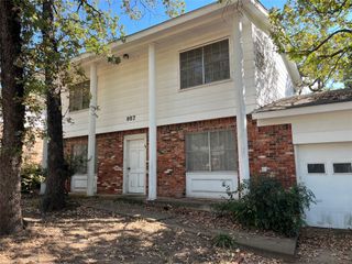 857 Timberhill Drive, Hurst, TX 76053