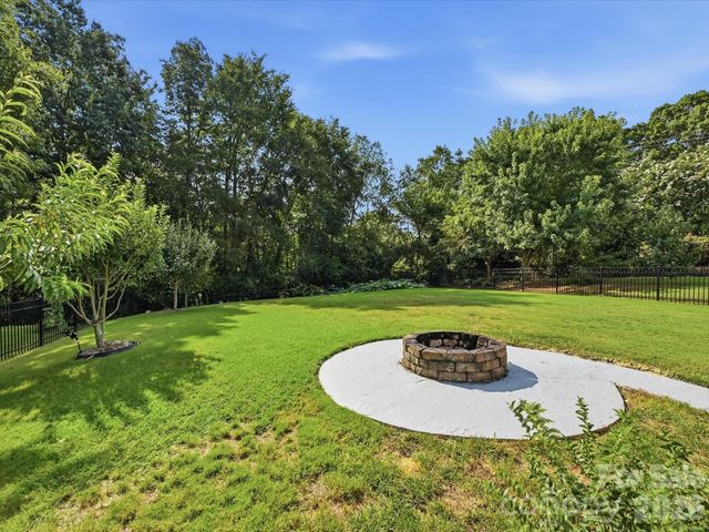 2400 Sierra Chase Drive, Monroe, NC 28112