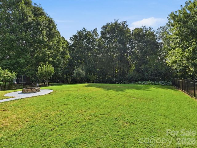 2400 Sierra Chase Drive, Monroe, NC 28112