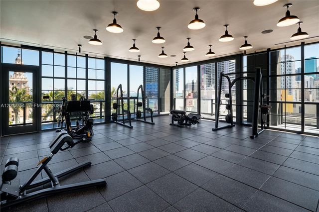 601 NE 1st Ave 3210, Miami, FL 33132