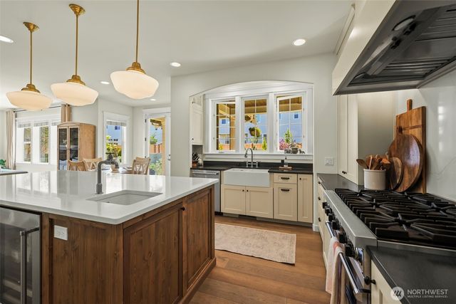 2215 Nevada Court, Milton, WA 98354