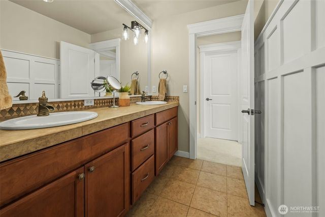 2215 Nevada Court, Milton, WA 98354