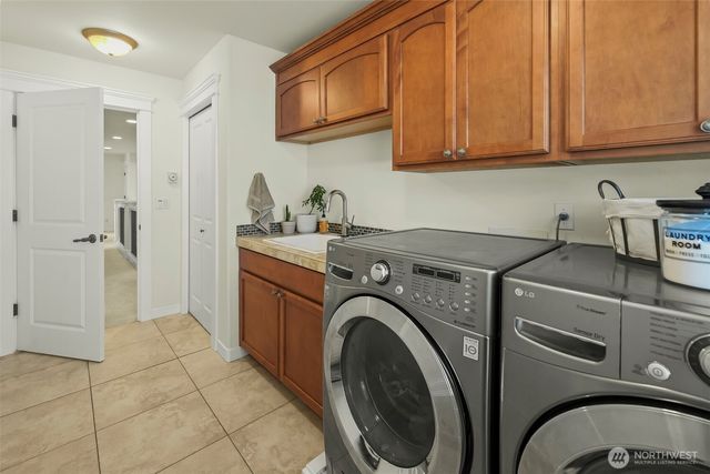2215 Nevada Court, Milton, WA 98354