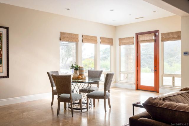 15130 Saddlebrook Ln, Poway, CA 92064