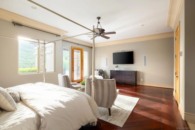 15130 Saddlebrook Ln, Poway, CA 92064