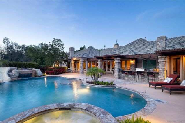 15130 Saddlebrook Ln, Poway, CA 92064