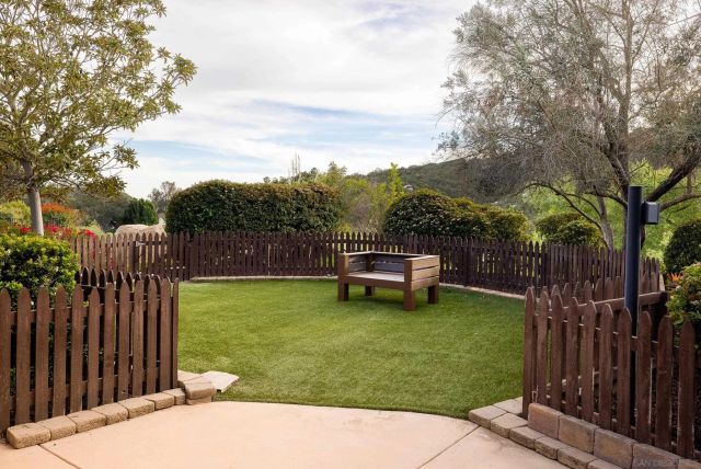 15130 Saddlebrook Ln, Poway, CA 92064