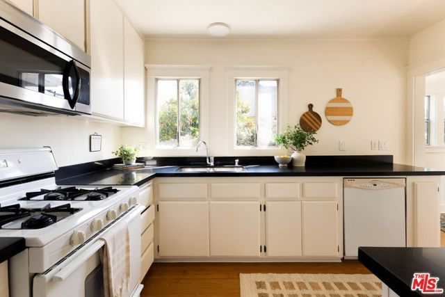 309 Stowe Terrace, Los Angeles, CA 90042