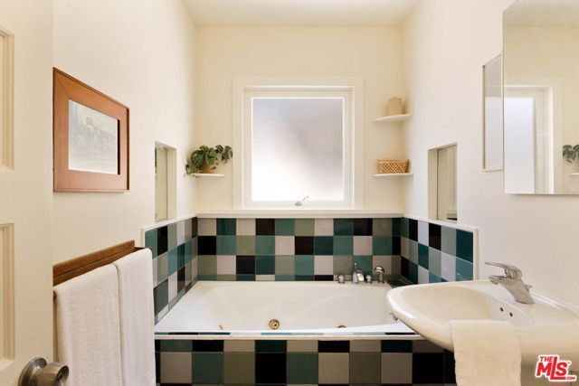 309 Stowe Terrace, Los Angeles, CA 90042