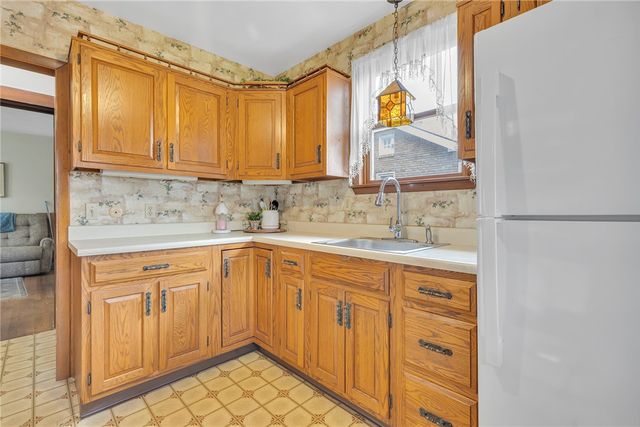 140 Navigation St, Beaver, PA 15009